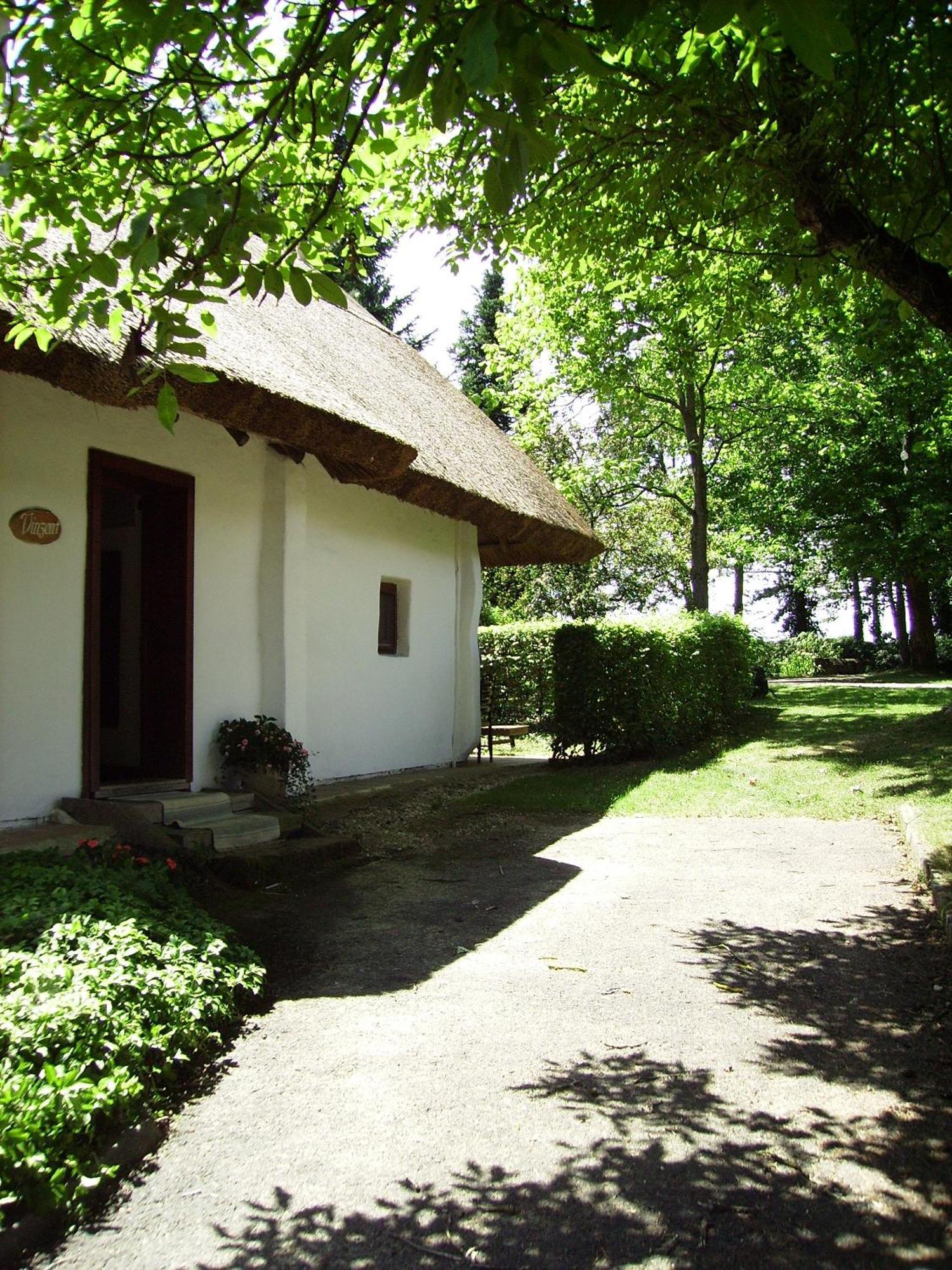 Gasthof Gerlinde Gibiser Ξενοδοχείο Heiligenkreuz im Lafnitztal Δωμάτιο φωτογραφία